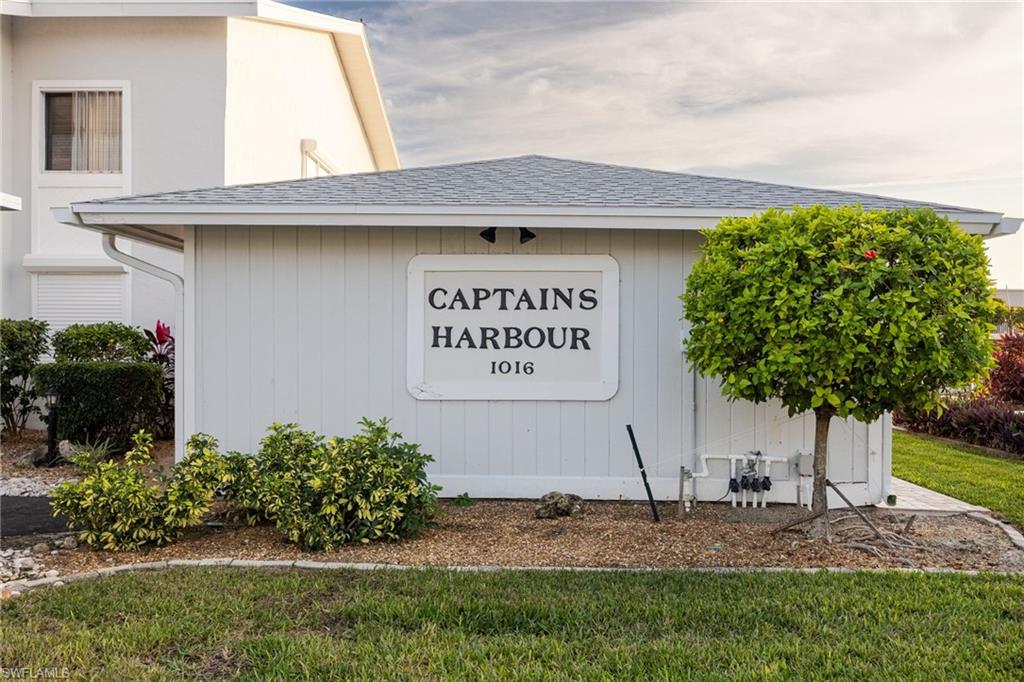 CAPTAINS HARBOR CONDO - Residential