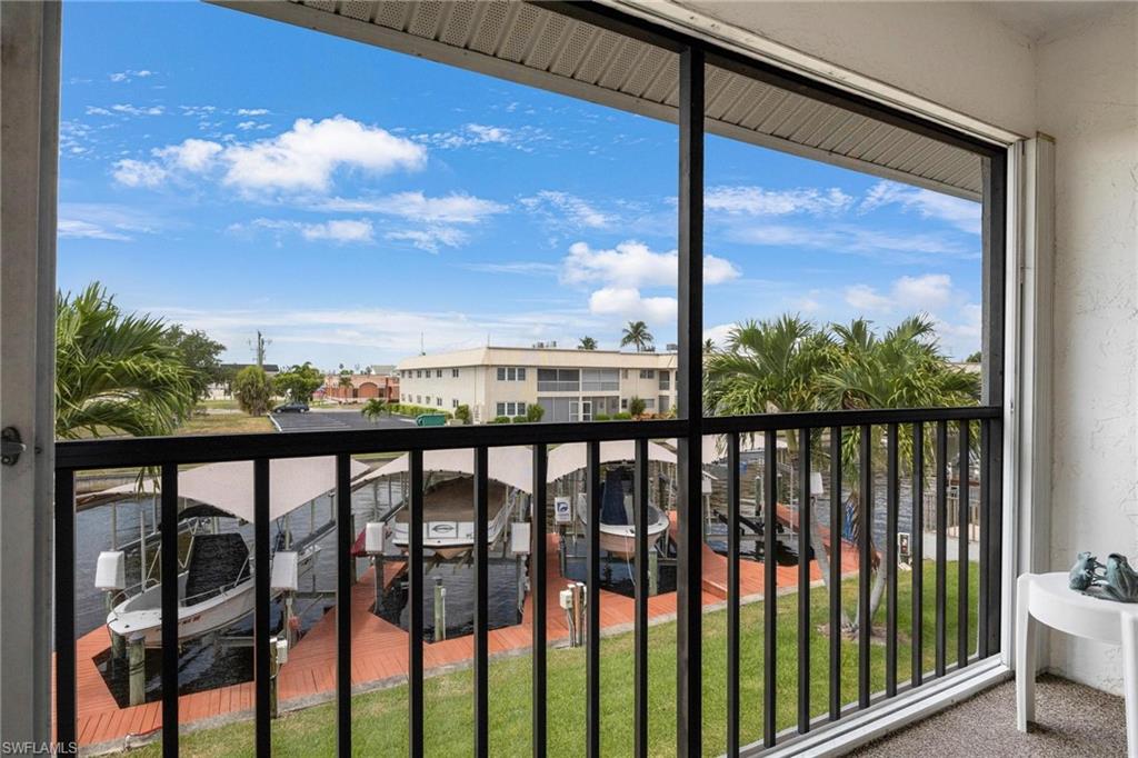 CAPTAINS HARBOR CONDO - Residential