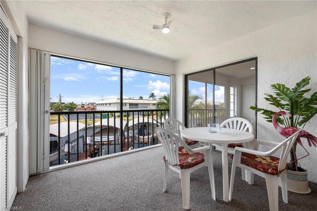 CAPTAINS HARBOR CONDO - Residential