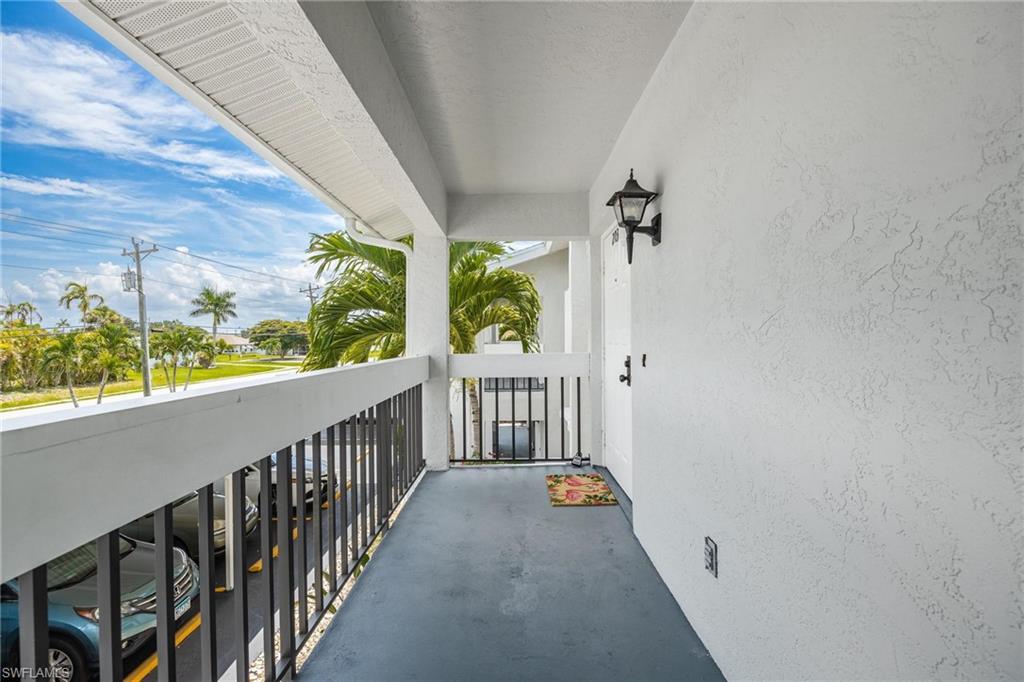 CAPTAINS HARBOR CONDO - Residential