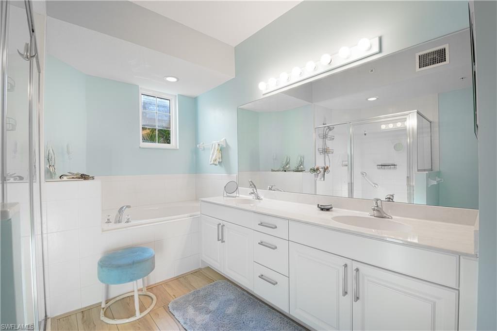 RIVERWOOD - Residential