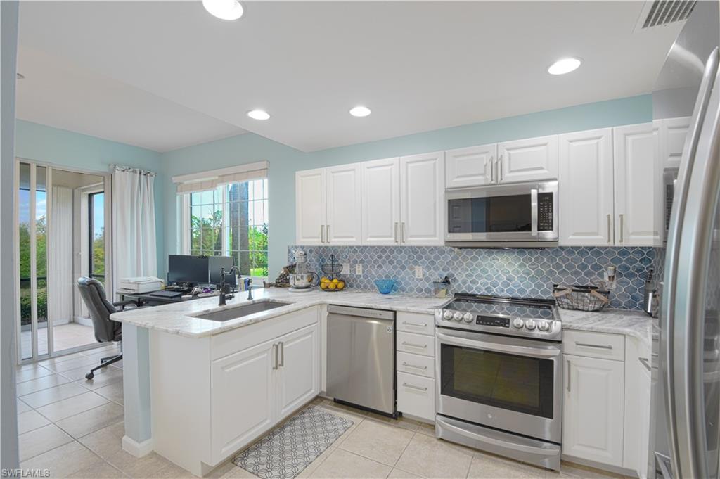 RIVERWOOD - Residential