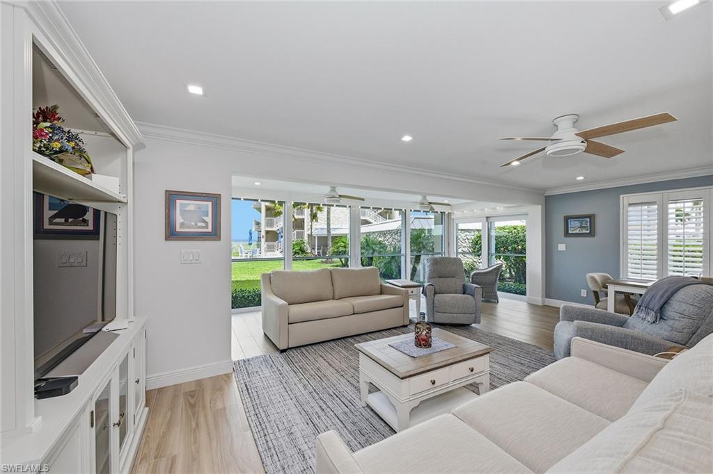 BREAKERS - Residential