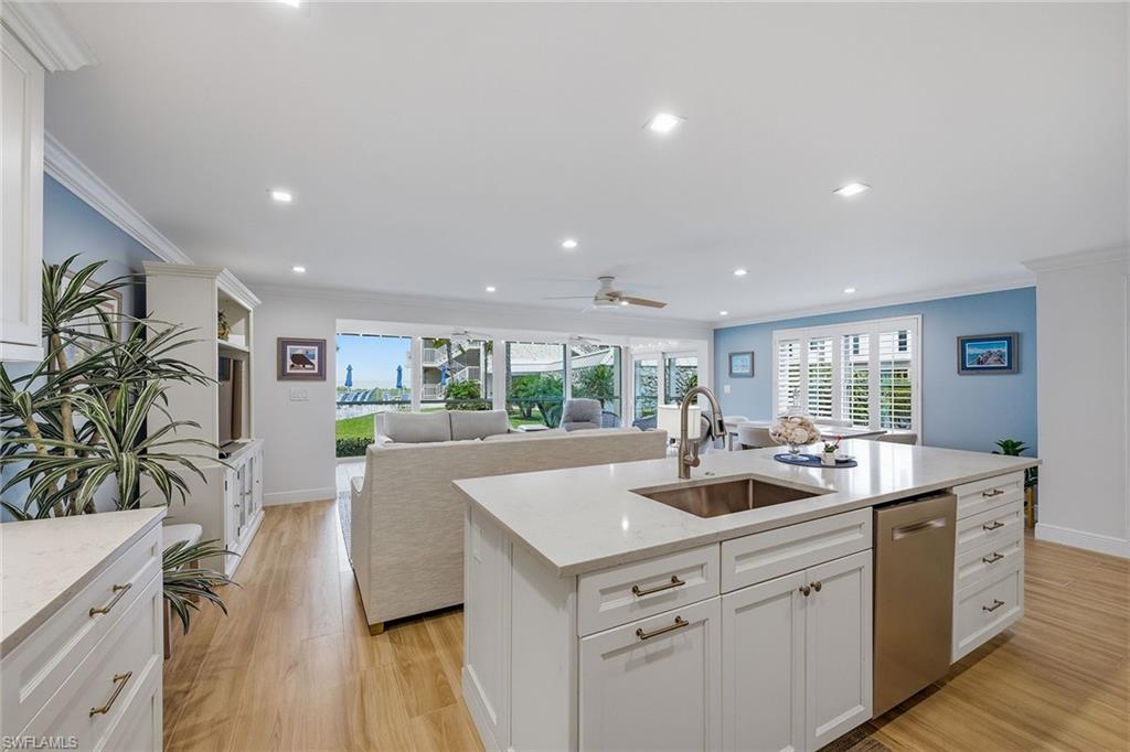 BREAKERS - Residential