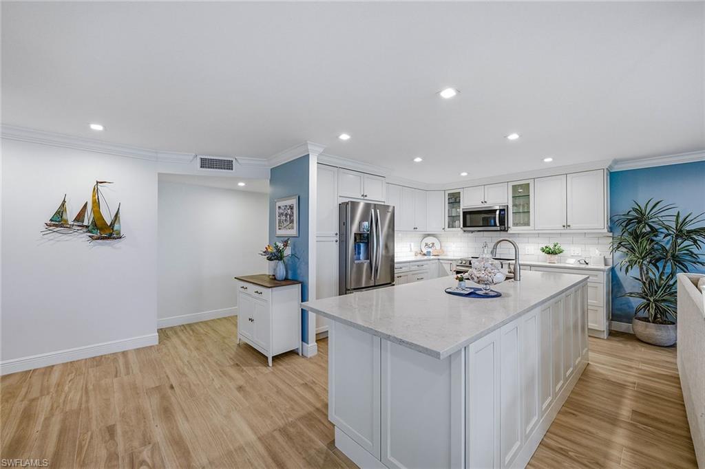 BREAKERS - Residential