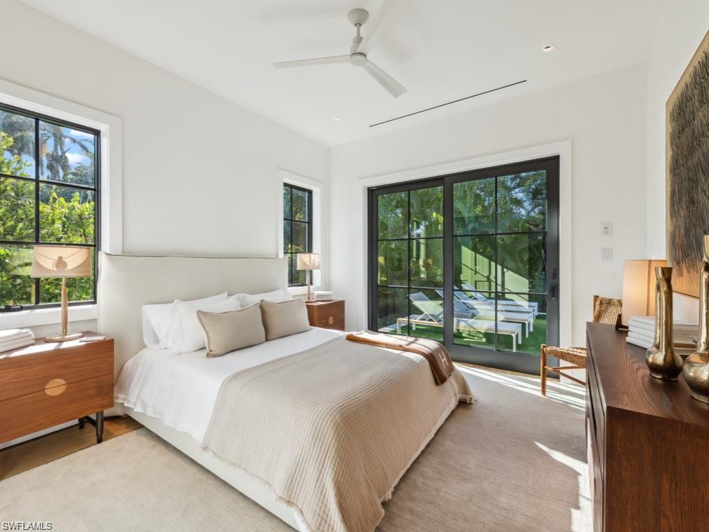 MOORINGS - Residential