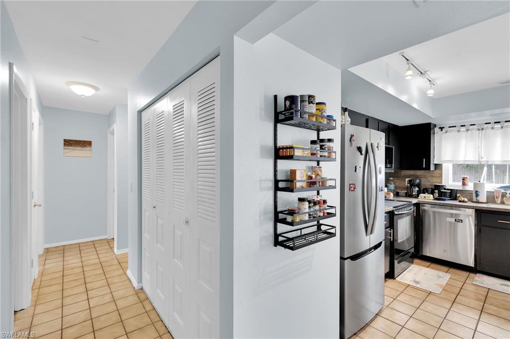 FOXMOOR PINES - Residential