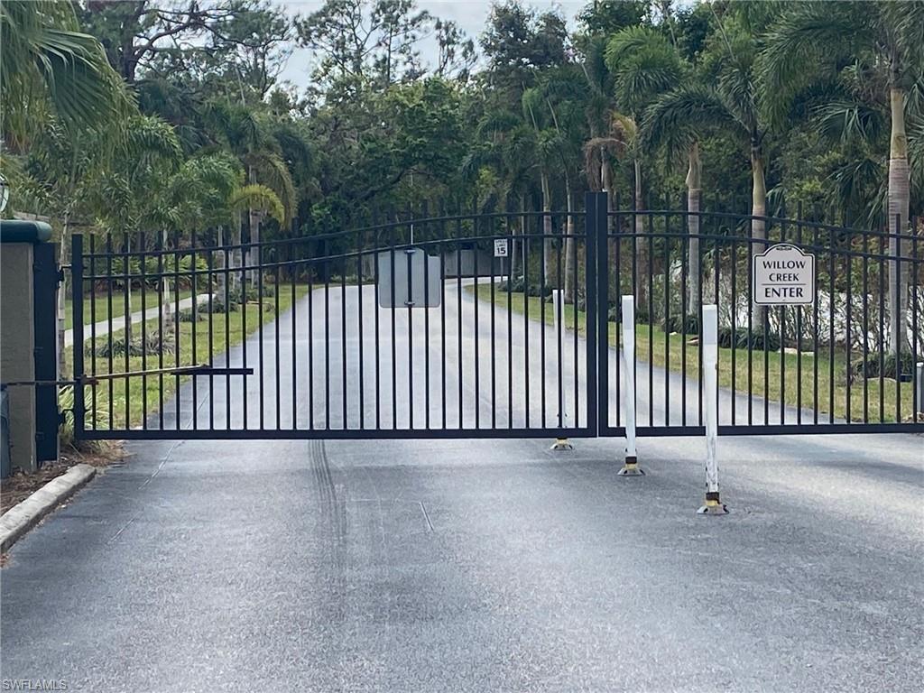 WILLOW CREEK - Residential