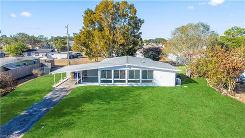 105 Oregon RD N LEHIGH ACRES FL 33936