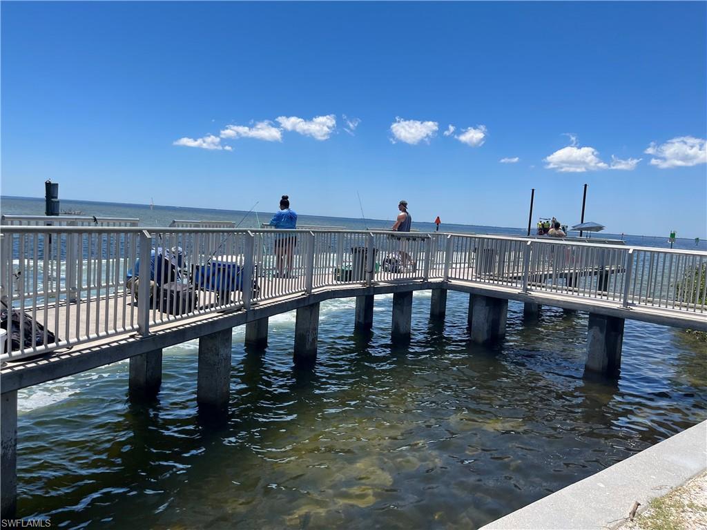 POINT WEST - Residential