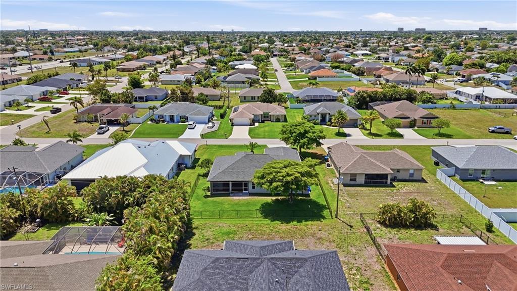 CAPE CORAL - Residential