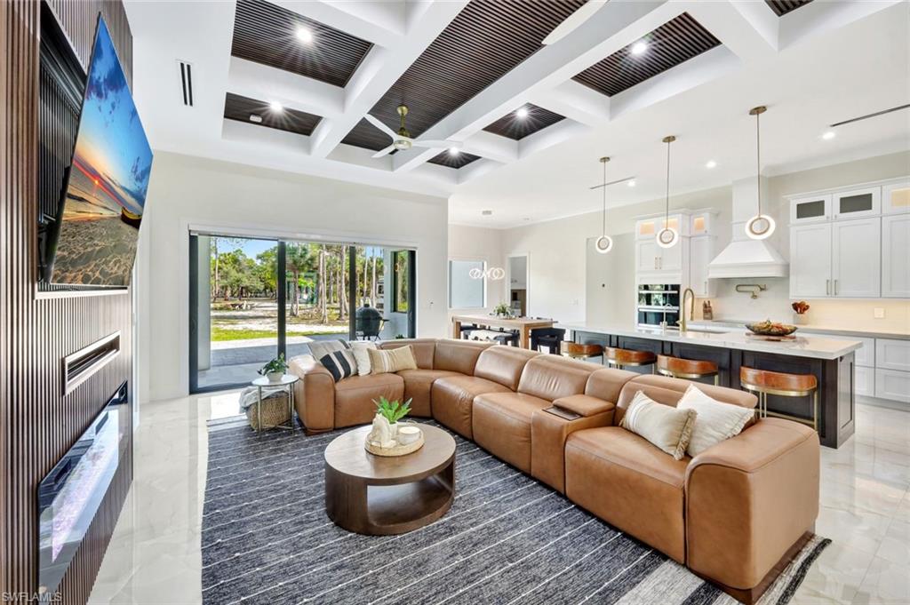 GOLDEN GATE ESTATES - Residential