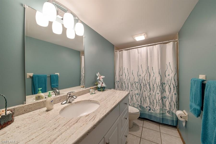 SIESTA ISLES - Residential