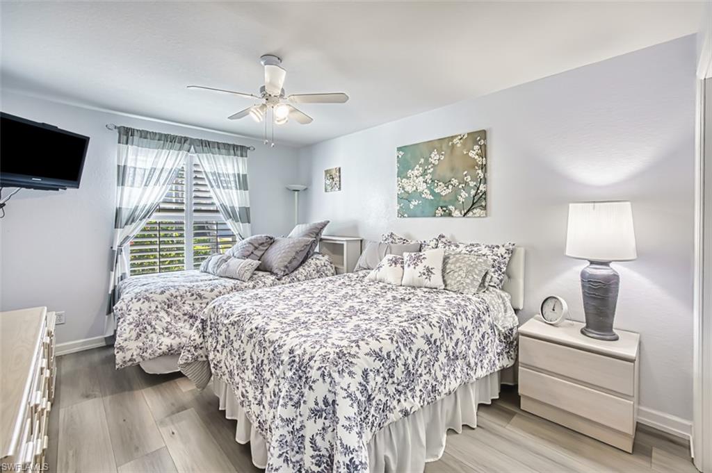 REFLECTION LAKES - Residential