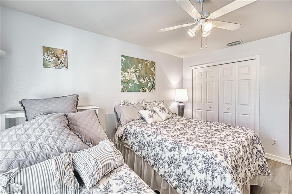 REFLECTION LAKES - Residential