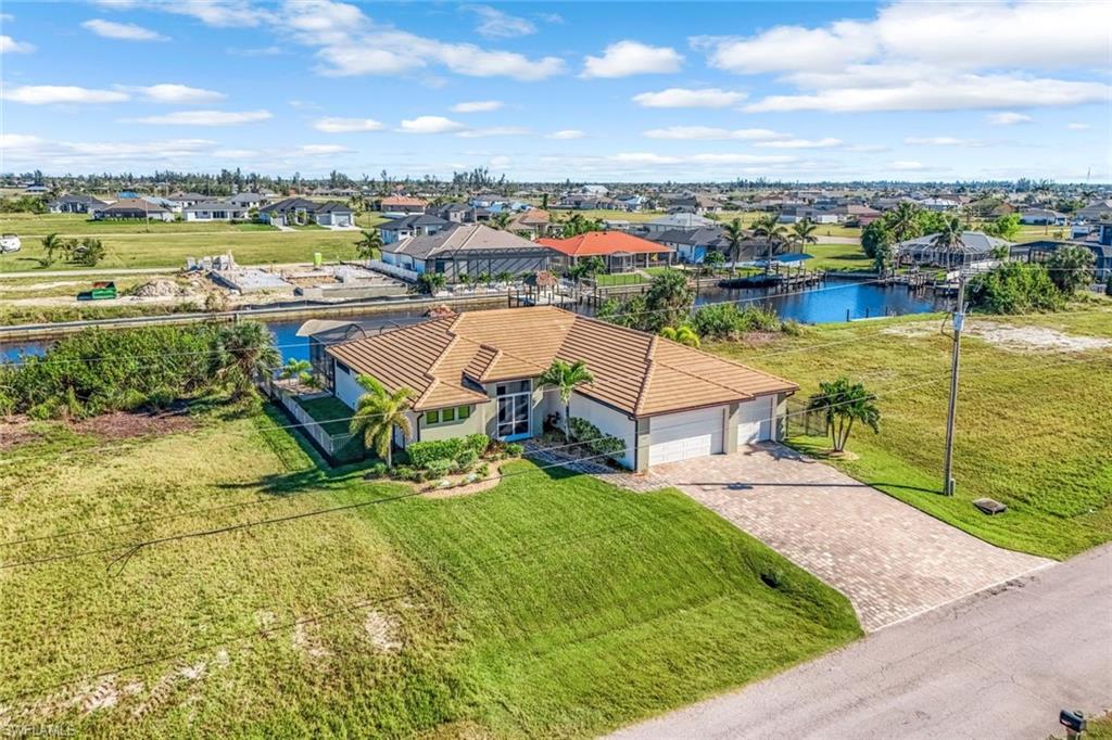 CAPE CORAL - Residential