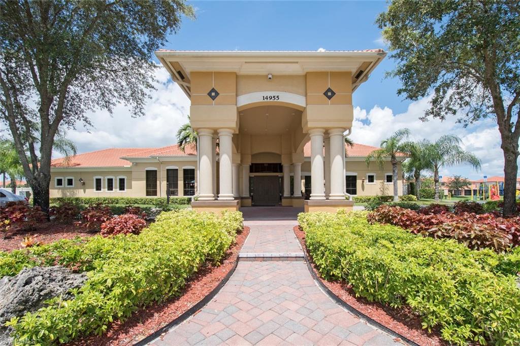 SUMMIT PLACE - Residential