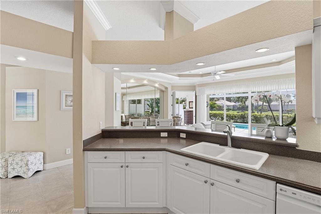 Photo of 14734 Glen Eden DR, NAPLES, FL 34110 (MLS # 226013068)