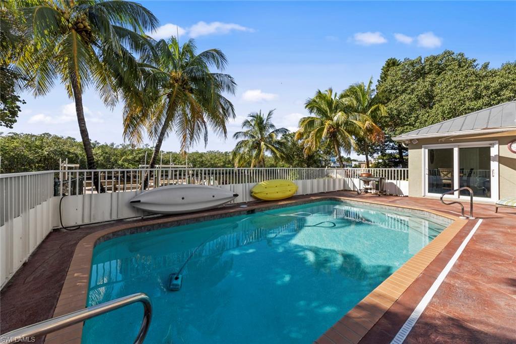 PALM ISLES - Residential