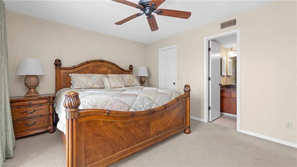 ROYAL PELICAN TOWNHOUSE - Residential