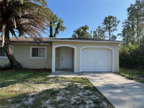 Duplex in LEHIGH ACRES FL 415 12th ST.jpg