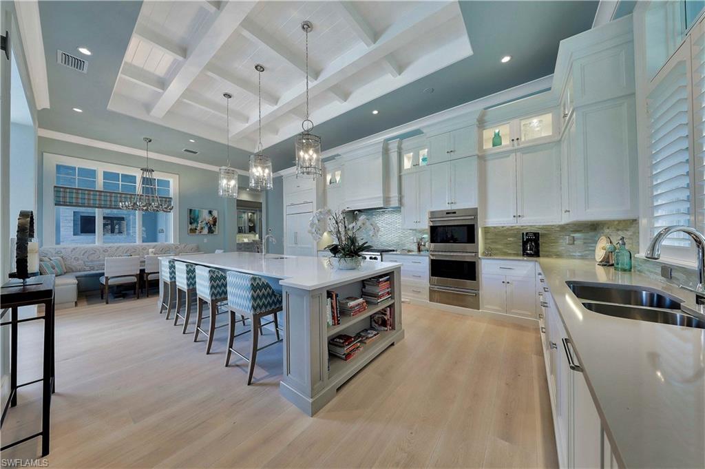 MOORINGS - Residential