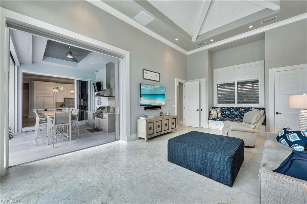 MOORINGS - Residential