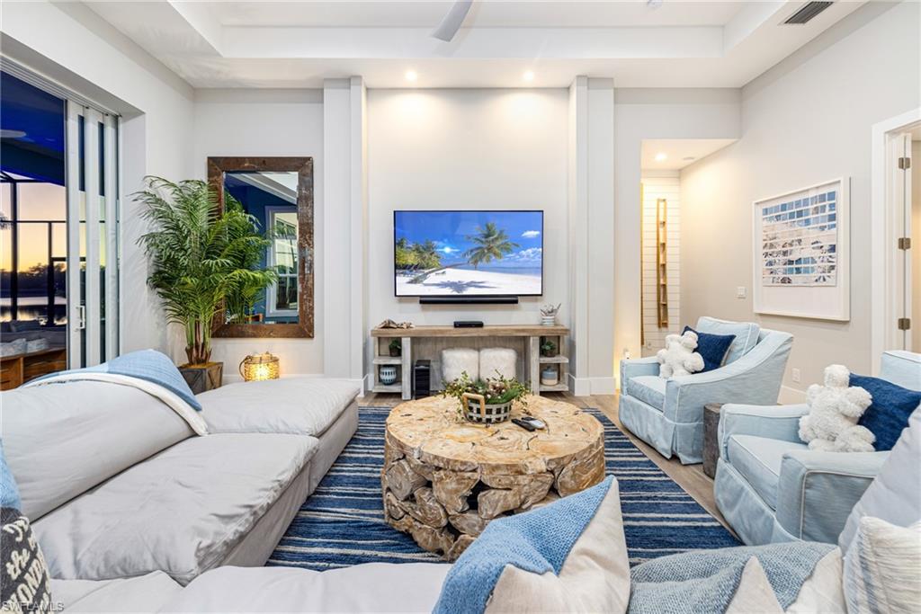 CRANE POINT - Residential