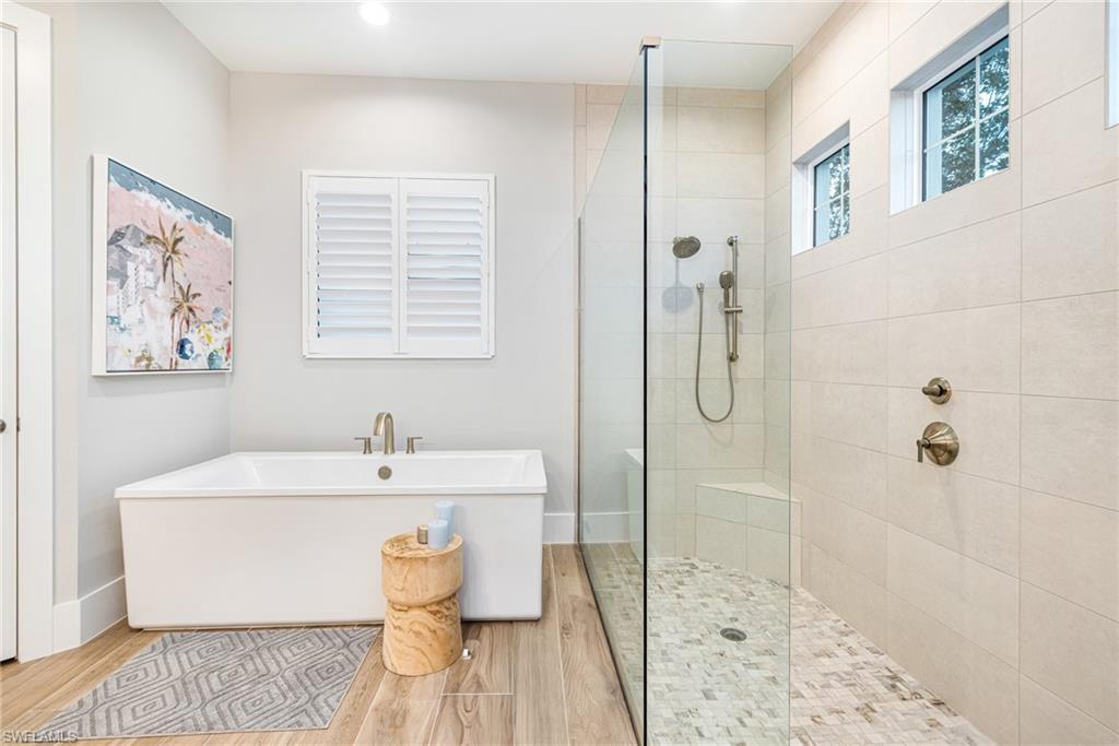 CRANE POINT - Residential