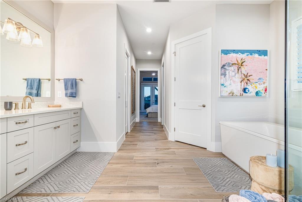 CRANE POINT - Residential