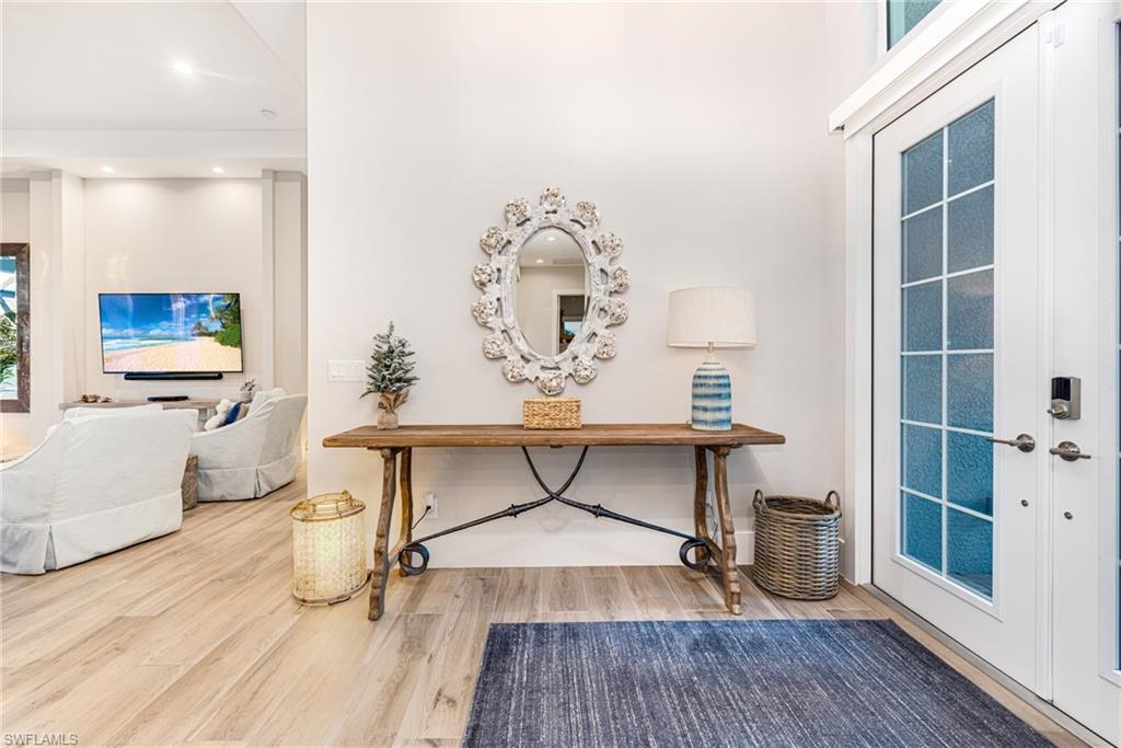 CRANE POINT - Residential