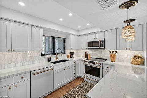 4120 Steamboat BEND E 203 FORT MYERS FL 33919