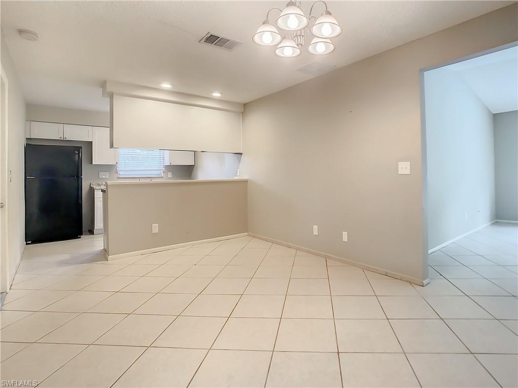 RIVERDALE - Residential