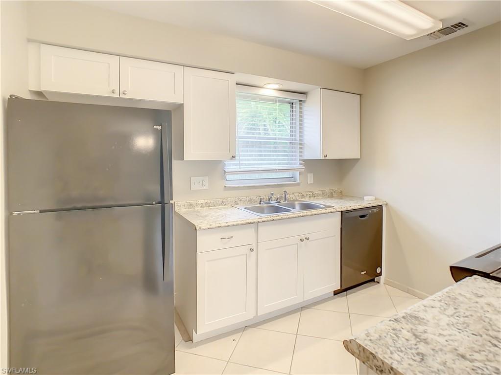 RIVERDALE - Residential