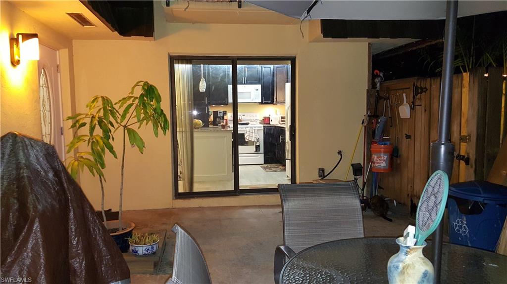 PARKWOODS TOWNHOUSE COMMUNITY - Residential