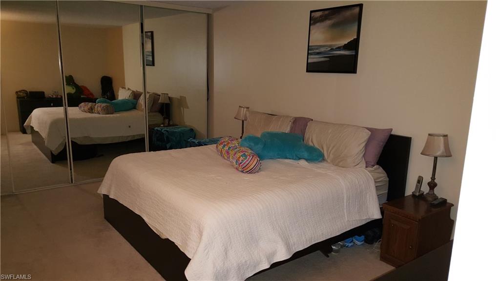 PARKWOODS TOWNHOUSE COMMUNITY - Residential