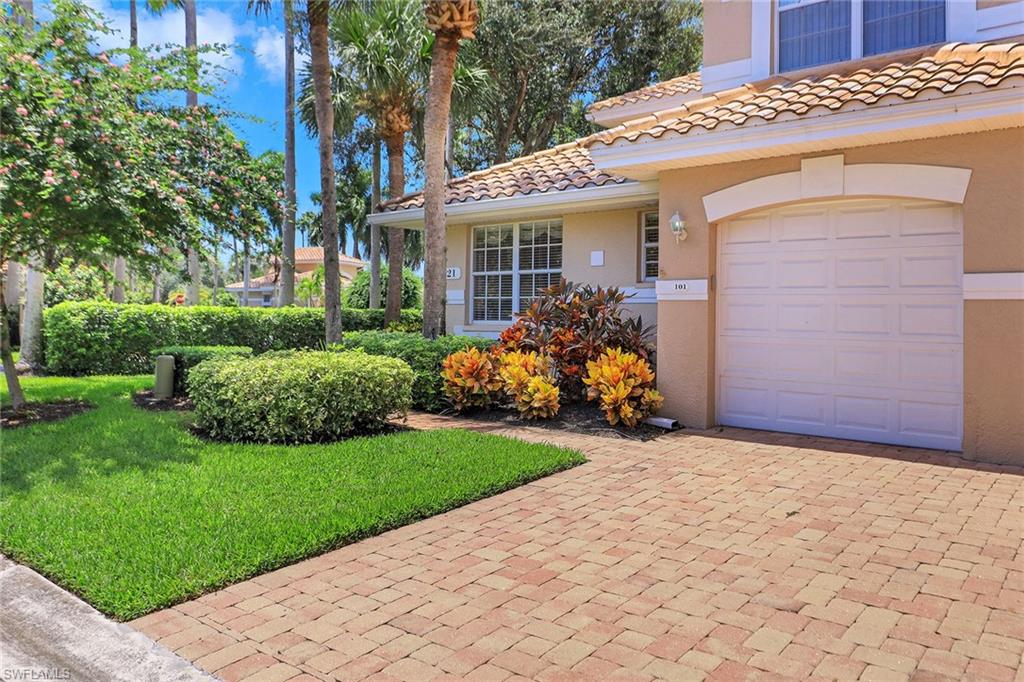 SOUTHBRIDGE - Residential