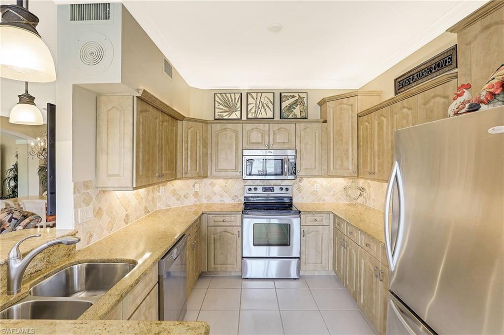 SOUTHBRIDGE - Residential