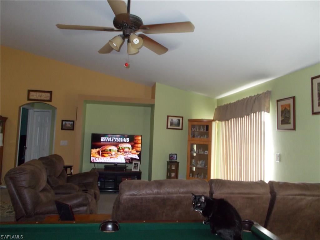 HAWK'S PRESERVE - Residential