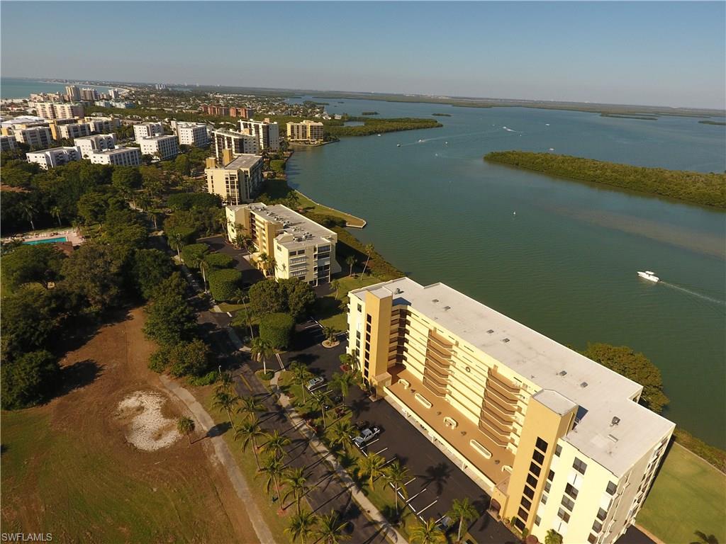 THE PALMS OF BAY BEACH - Residential