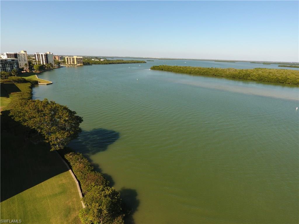 THE PALMS OF BAY BEACH - Residential