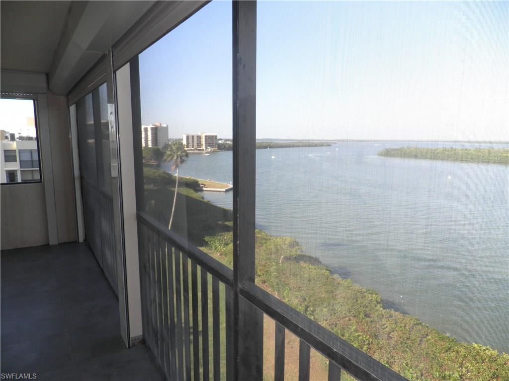 THE PALMS OF BAY BEACH - Residential