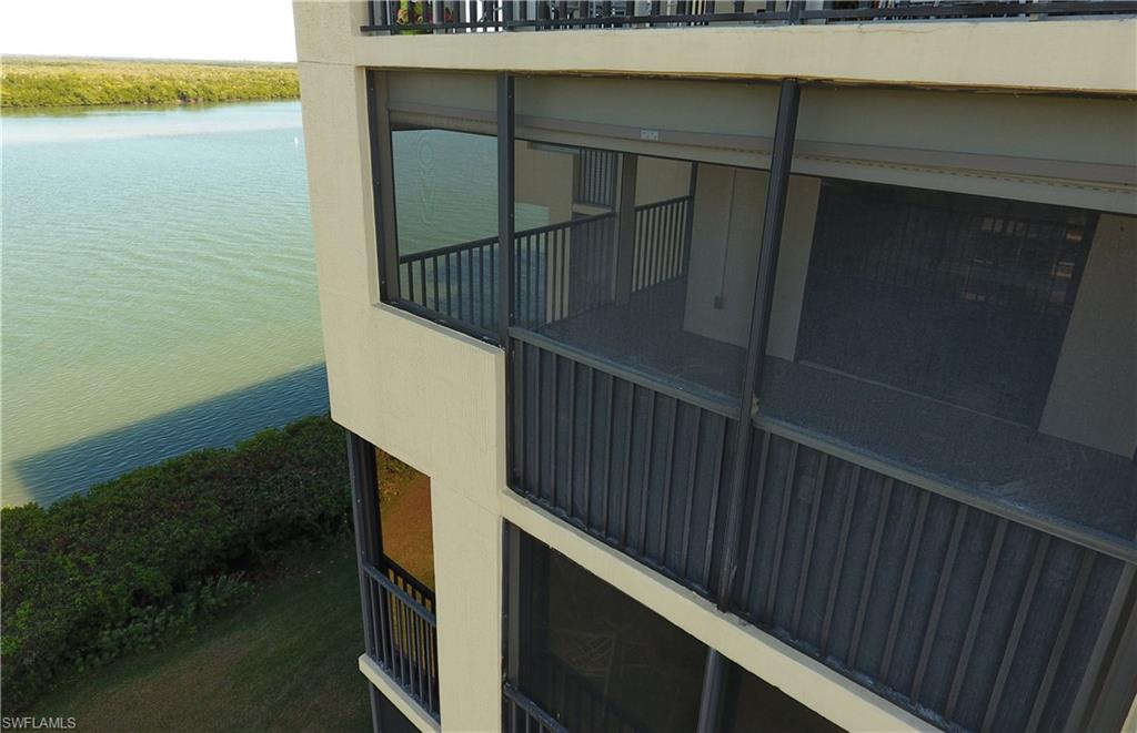 THE PALMS OF BAY BEACH - Residential