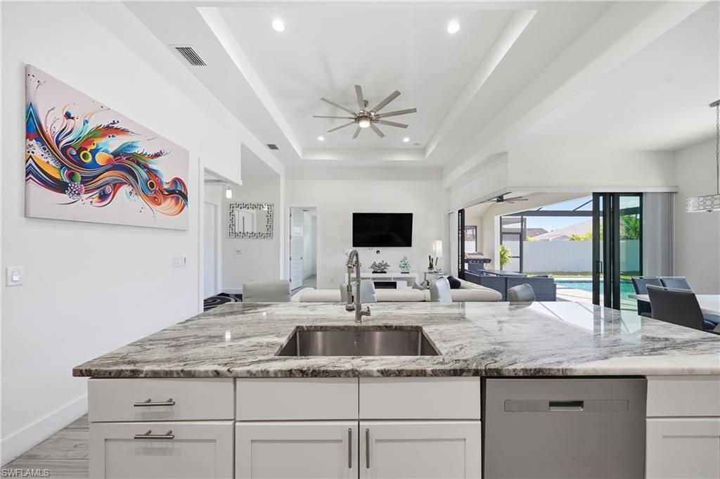 CAPE CORAL - Residential Lease