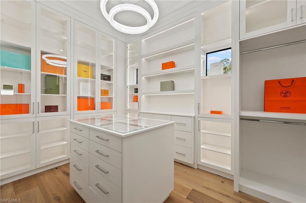 LOGAN WOODS - Residential