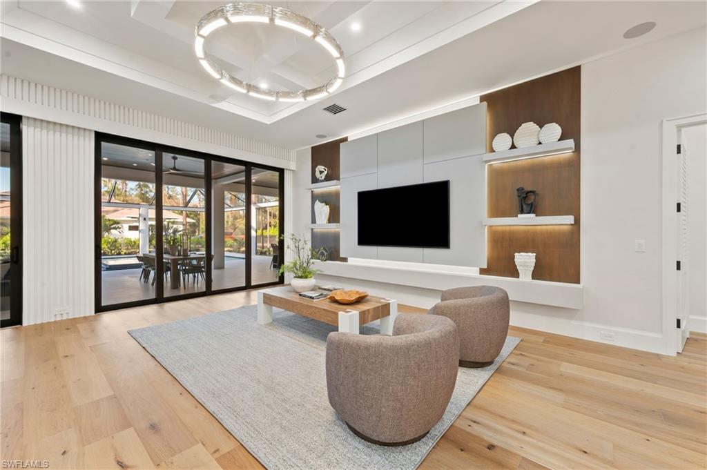 LOGAN WOODS - Residential