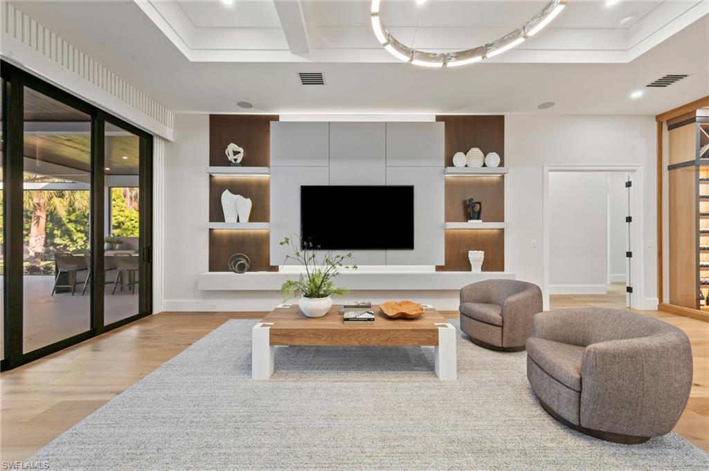 LOGAN WOODS - Residential