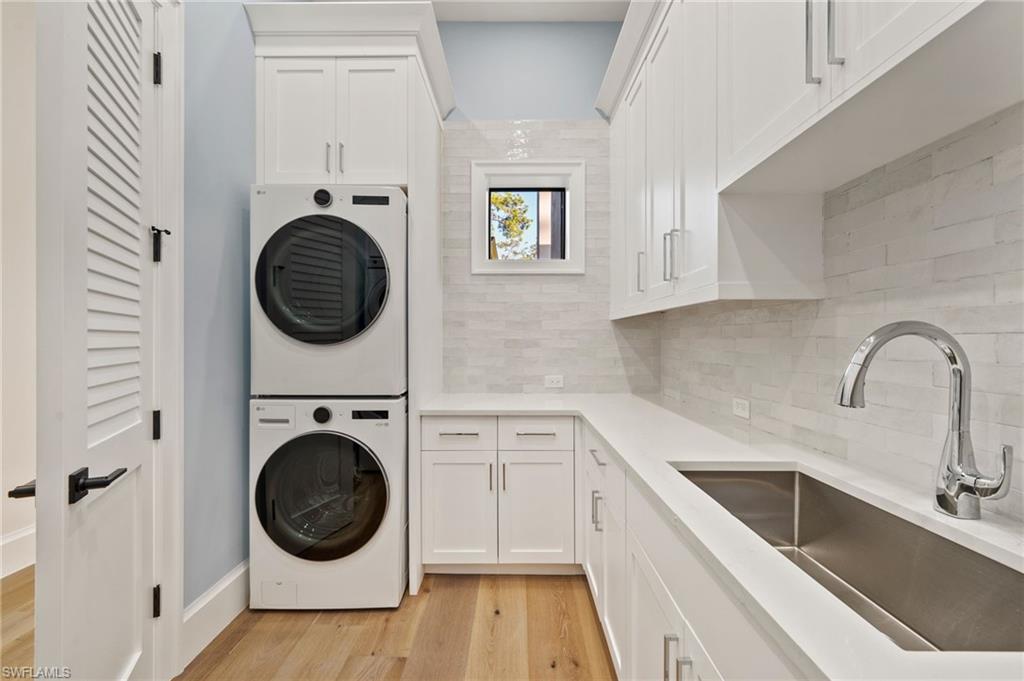 LOGAN WOODS - Residential