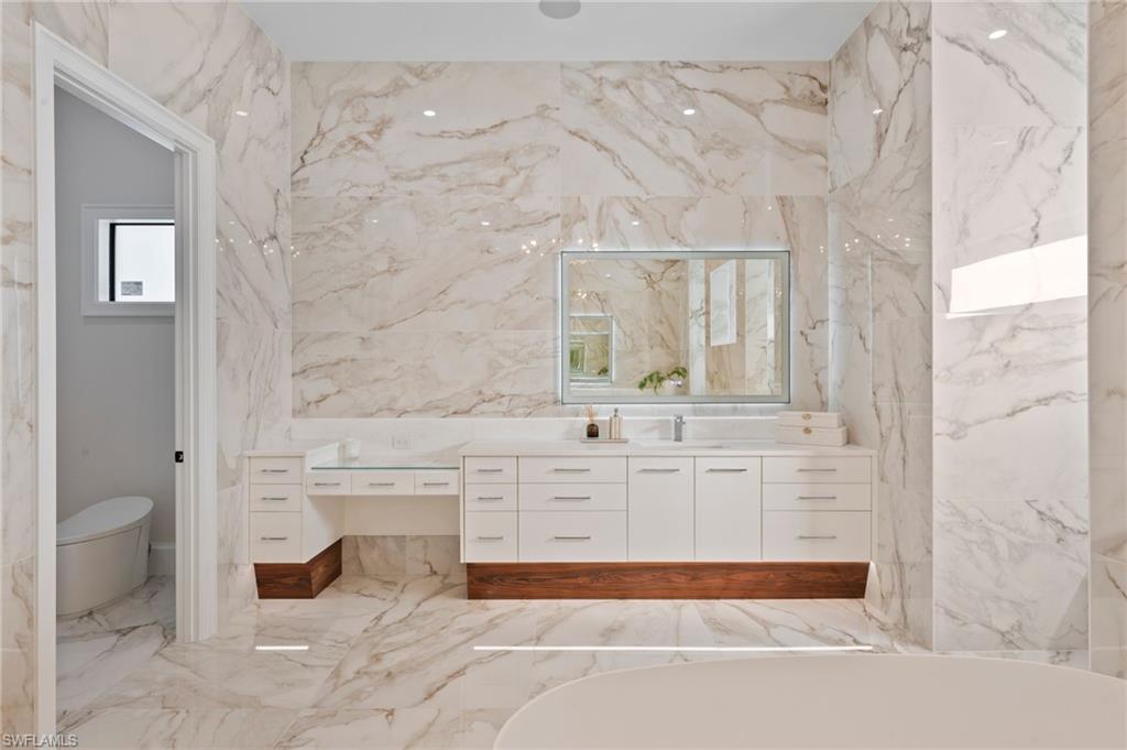 LOGAN WOODS - Residential