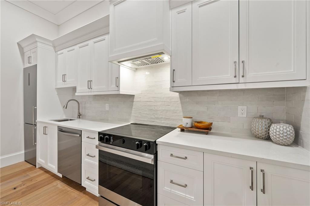 LOGAN WOODS - Residential